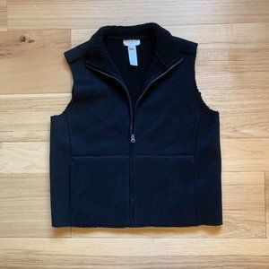 Jones New York Black Vest with Sherpa Lining, Size Medium